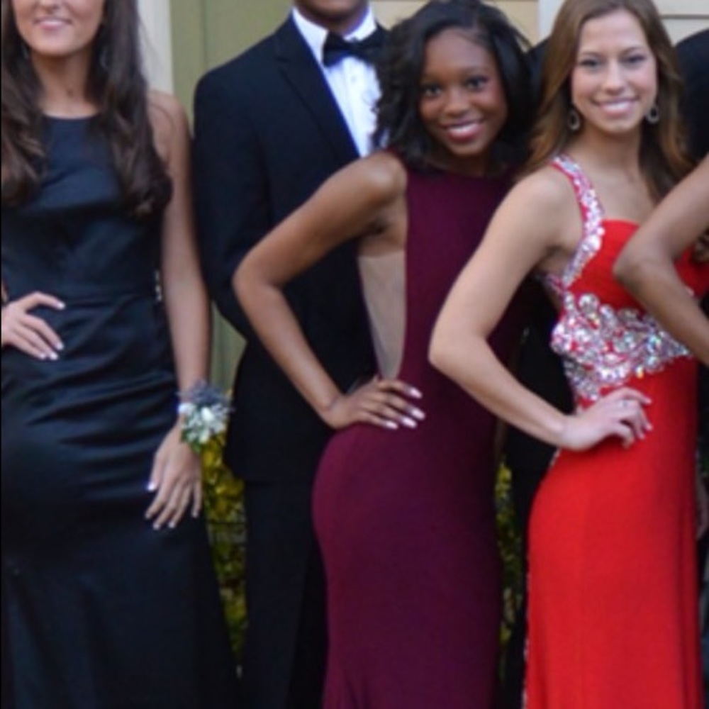 gown